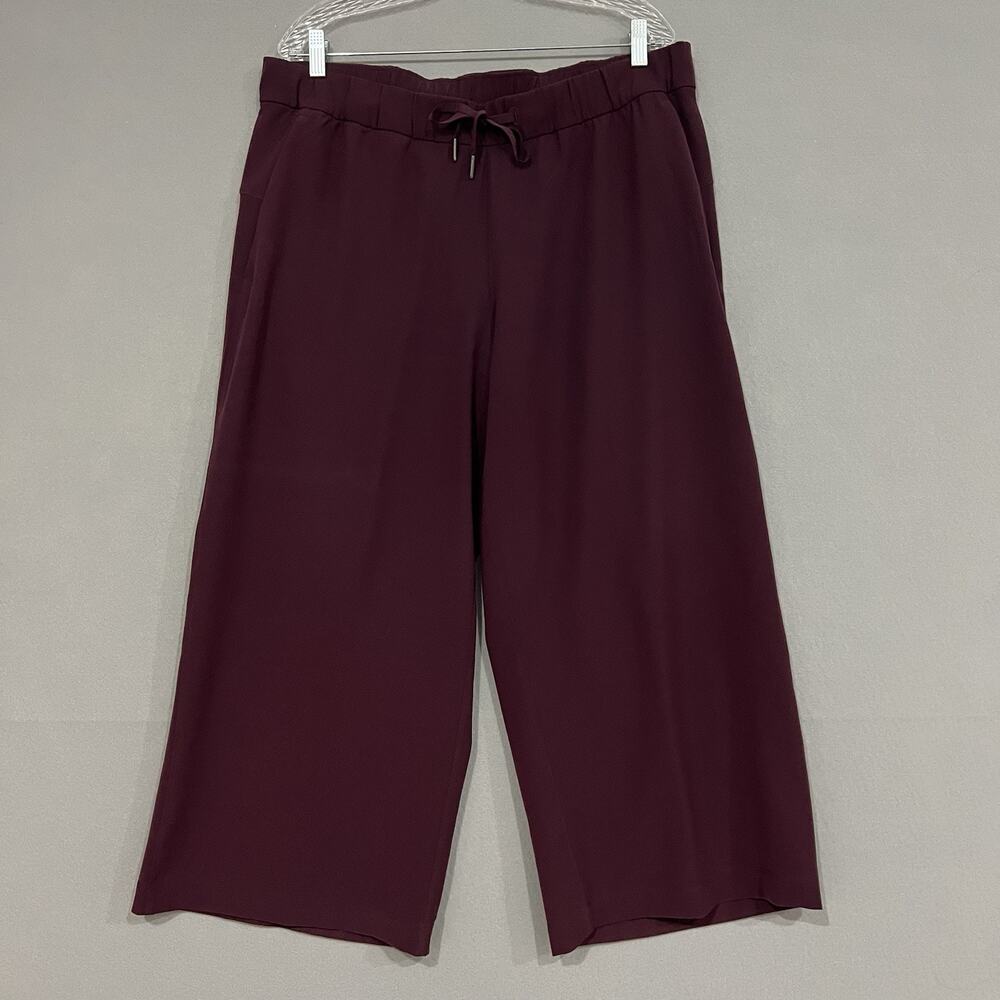 Lululemon On the Fly Wide-Leg Crop Pants Size 14 Dark Adobe Athleisure Relaxed